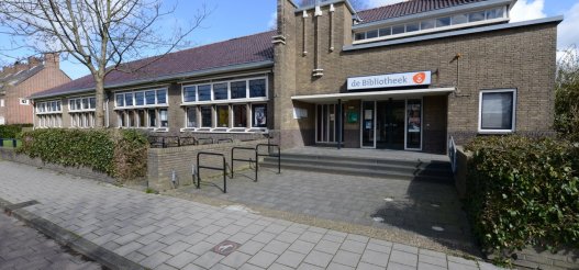 bibliotheek Voorschoten buiten-1