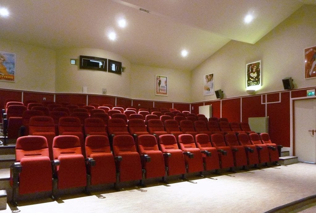 filmtheater-voorschoten-zaal-1024x691